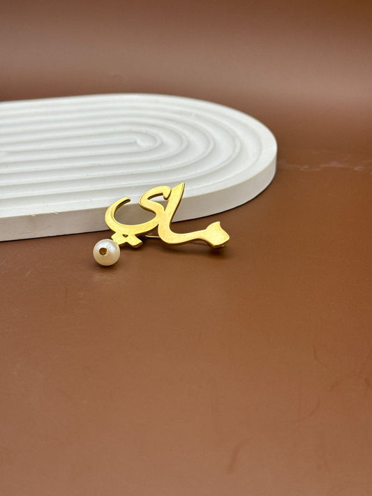 Personalized Calligraphy Brooch