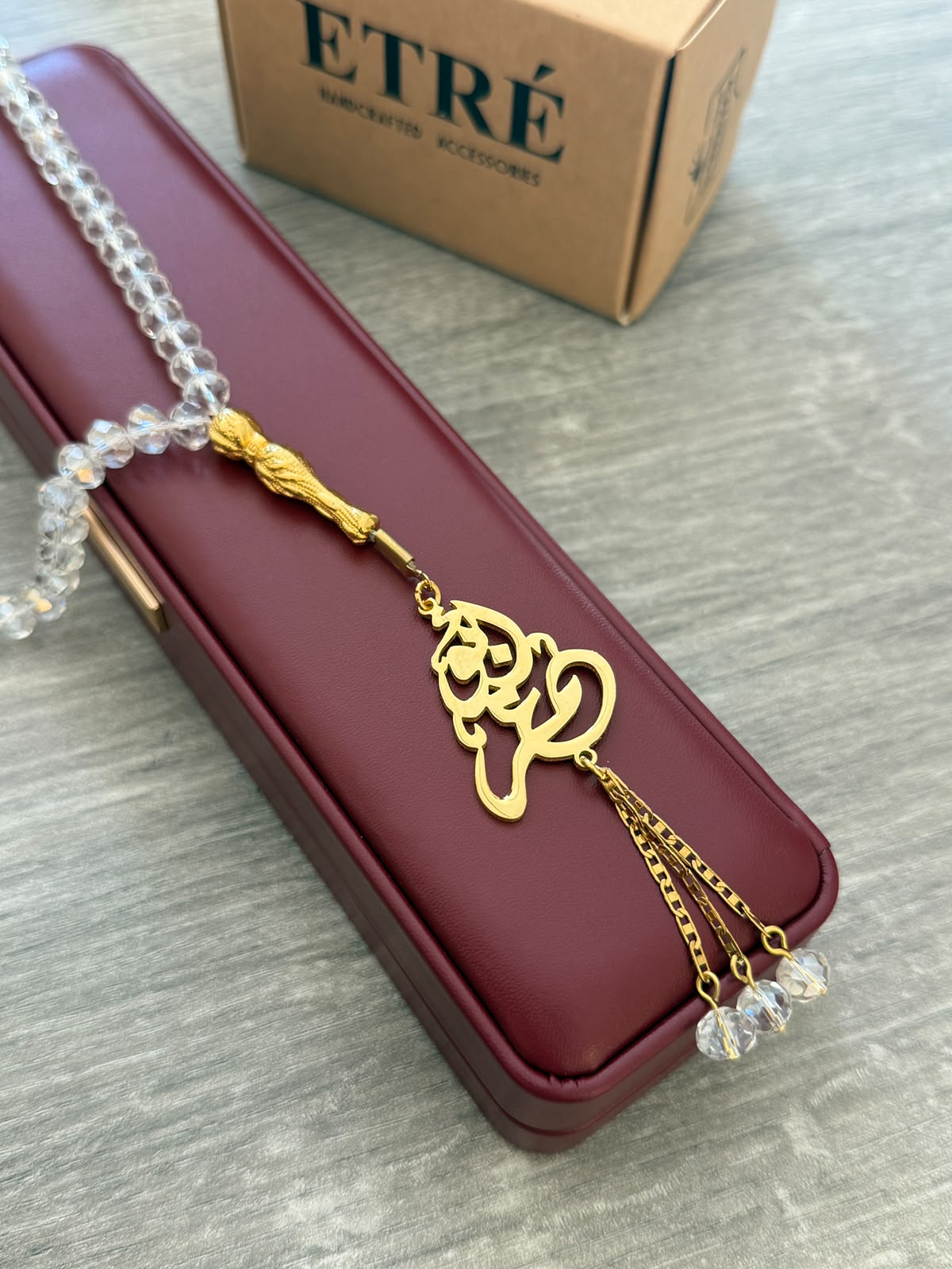Custom Arabic Calligraphy Misbaha – Personalized Name Pendant (Clear Crystal & Gold)