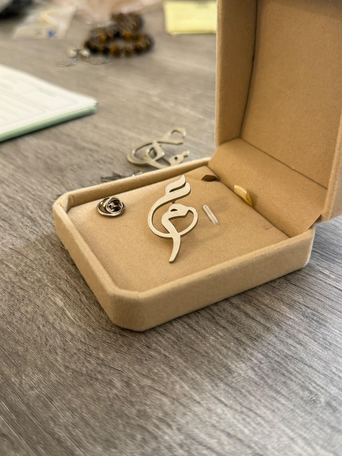 The Luxury Arabic Calligraphy Brooch